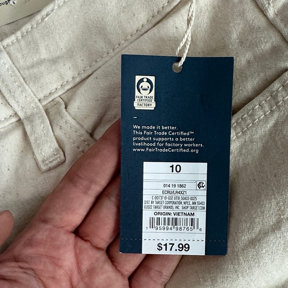 Universal Thread Off-White Jean Shorts - Picture 2 of 3